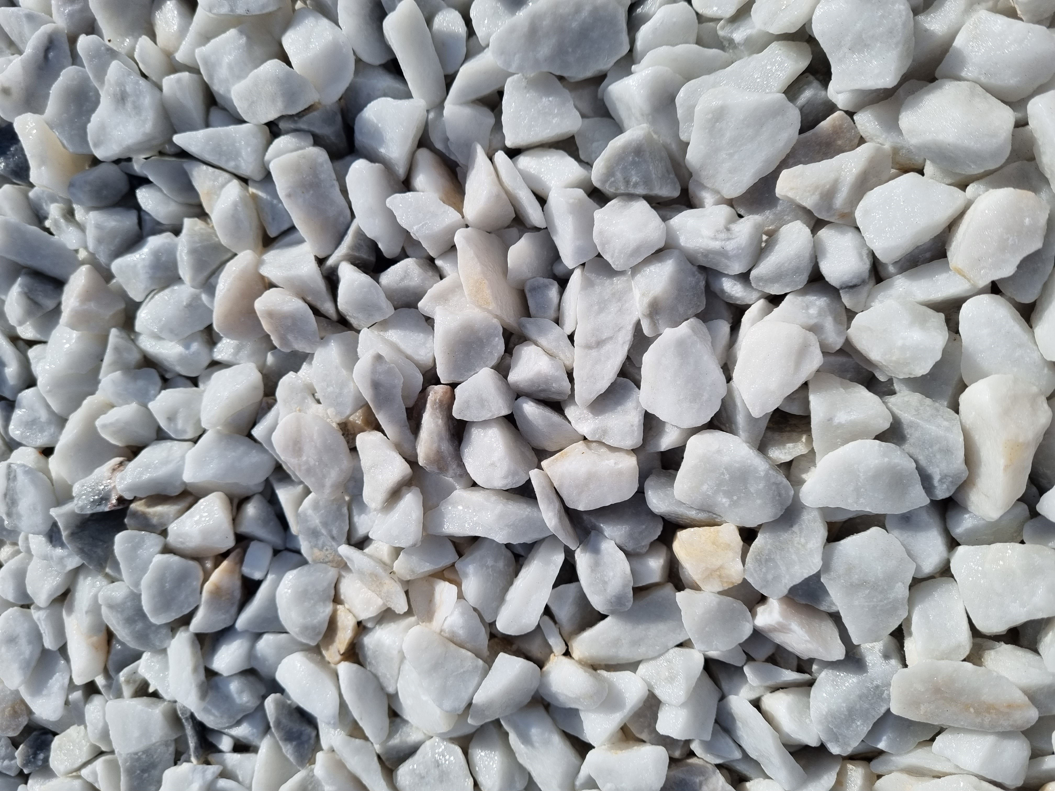 Mramor Bianco Carrara frakcia 12-18 mm